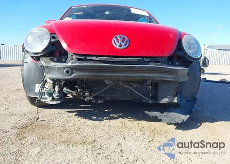 2013 Volkswagen Beetle 2.5L из США, поврежденный, VIN 3VW5P7AT6DM815418